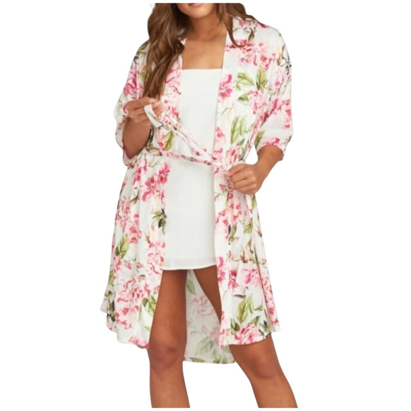 Show Me Your Mumu Brie Floral Robe Garden of Blooms Pink White Short Sleeve OSFM - Picture 1 of 9